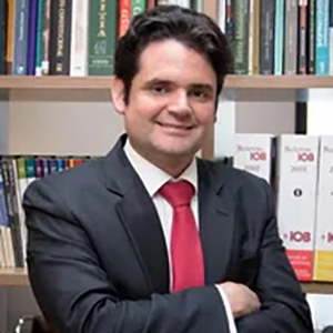 Charles-William-McNaughton-(atualizada)