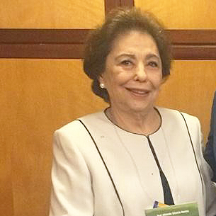 Elizabeth Nazar Carrazza